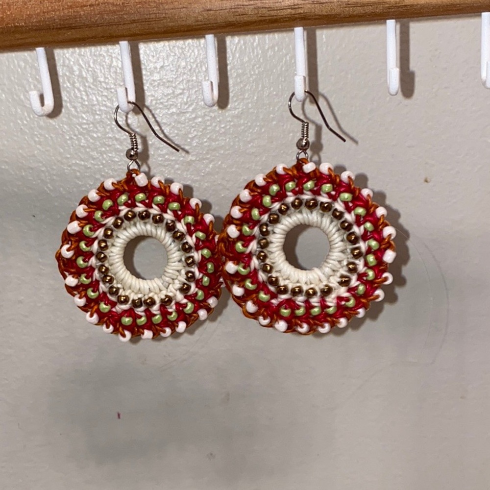 Weaved and beaded pendant earrings